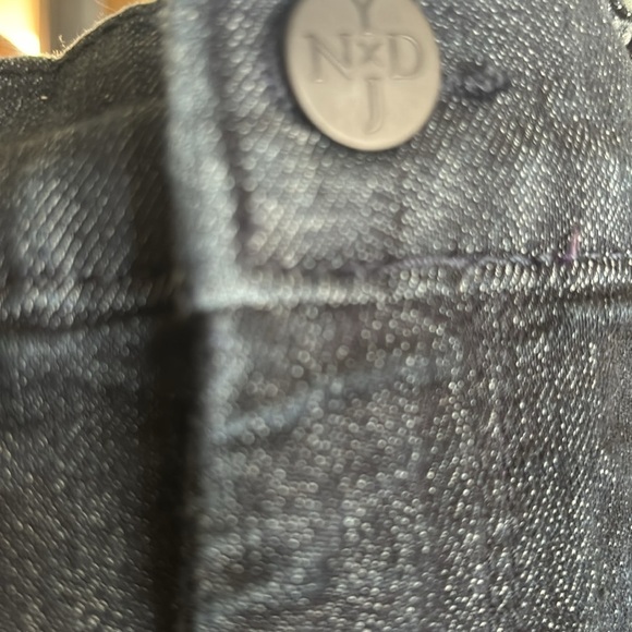 NYDJ Stretch Bermuda Shorts Jorts Sz 6 Dark Denim Red/White Selvedge Slimming - Picture 7 of 7